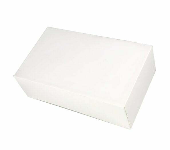 Białe pudełko na ciasto